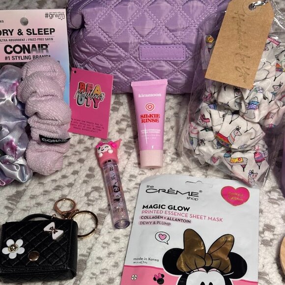 *BUNDLE* Mallows Cosmetic Bag FULL of Beauty Fun & Candle Perfect for Mom & Girl - Picture 16 of 16